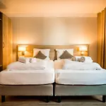 Hotel Am Kumpfmuehler Kastell